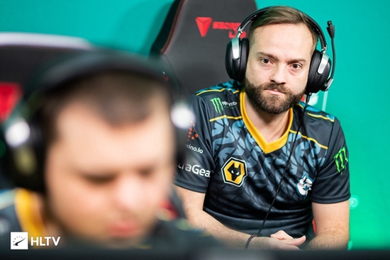 首届电竞粤超联赛在中山盛大开启